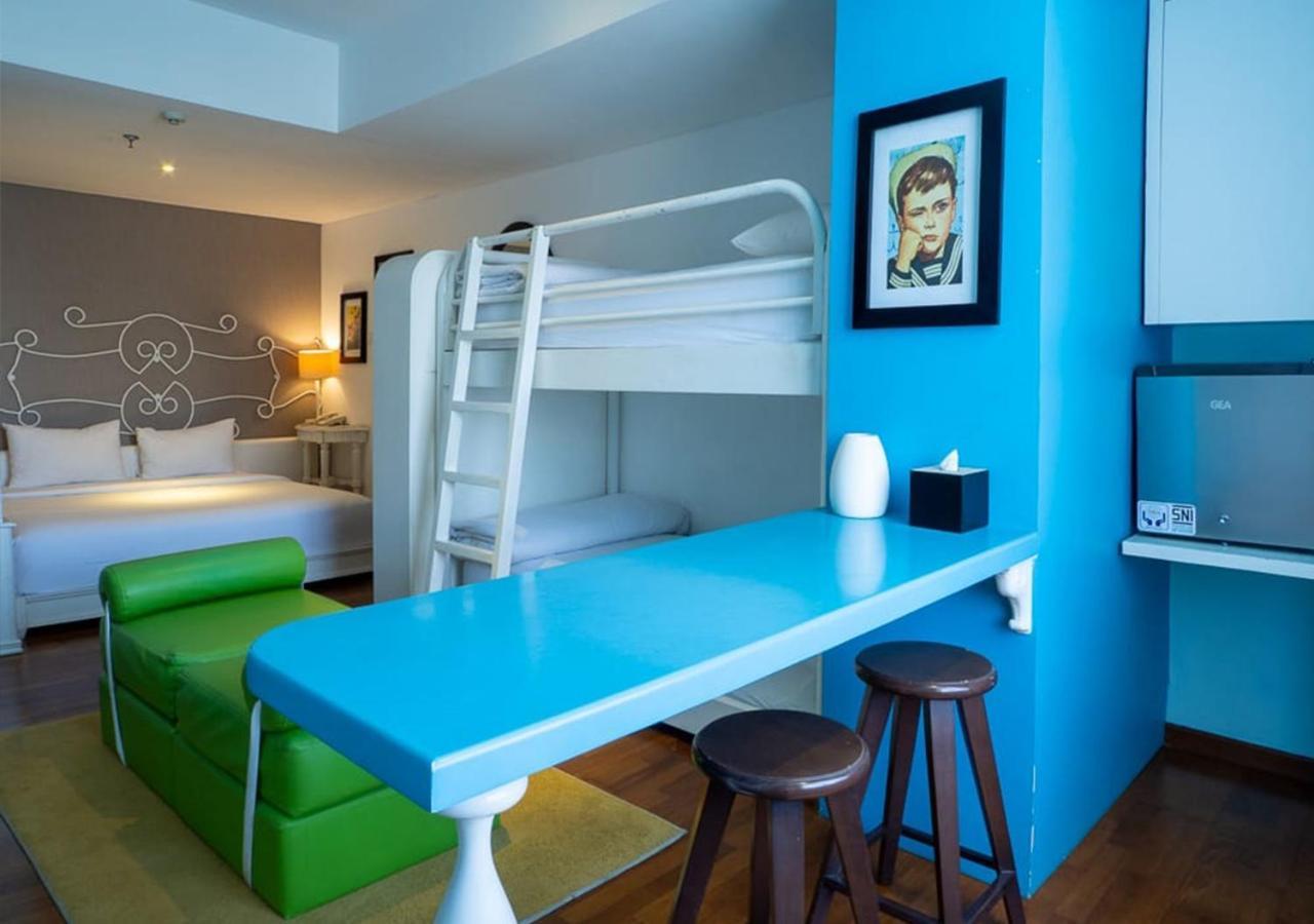 Yan'S House Hotel Кута Екстериор снимка