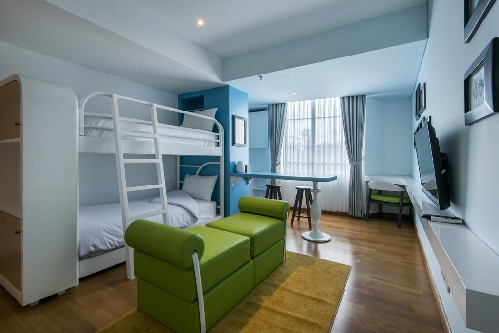 Yan'S House Hotel Кута Екстериор снимка