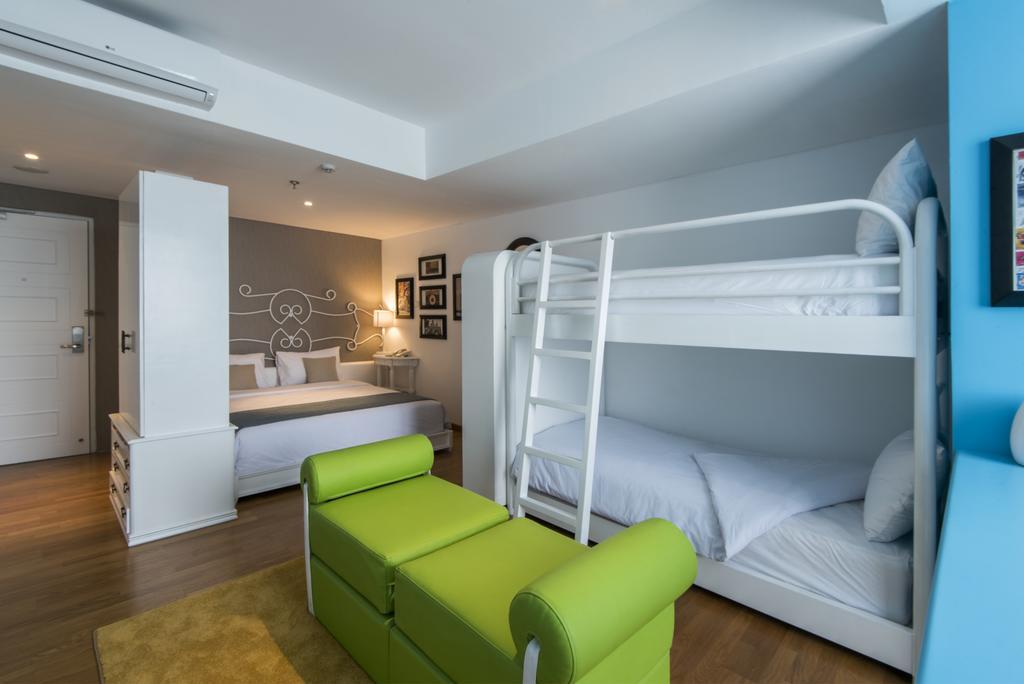 Yan'S House Hotel Кута Екстериор снимка