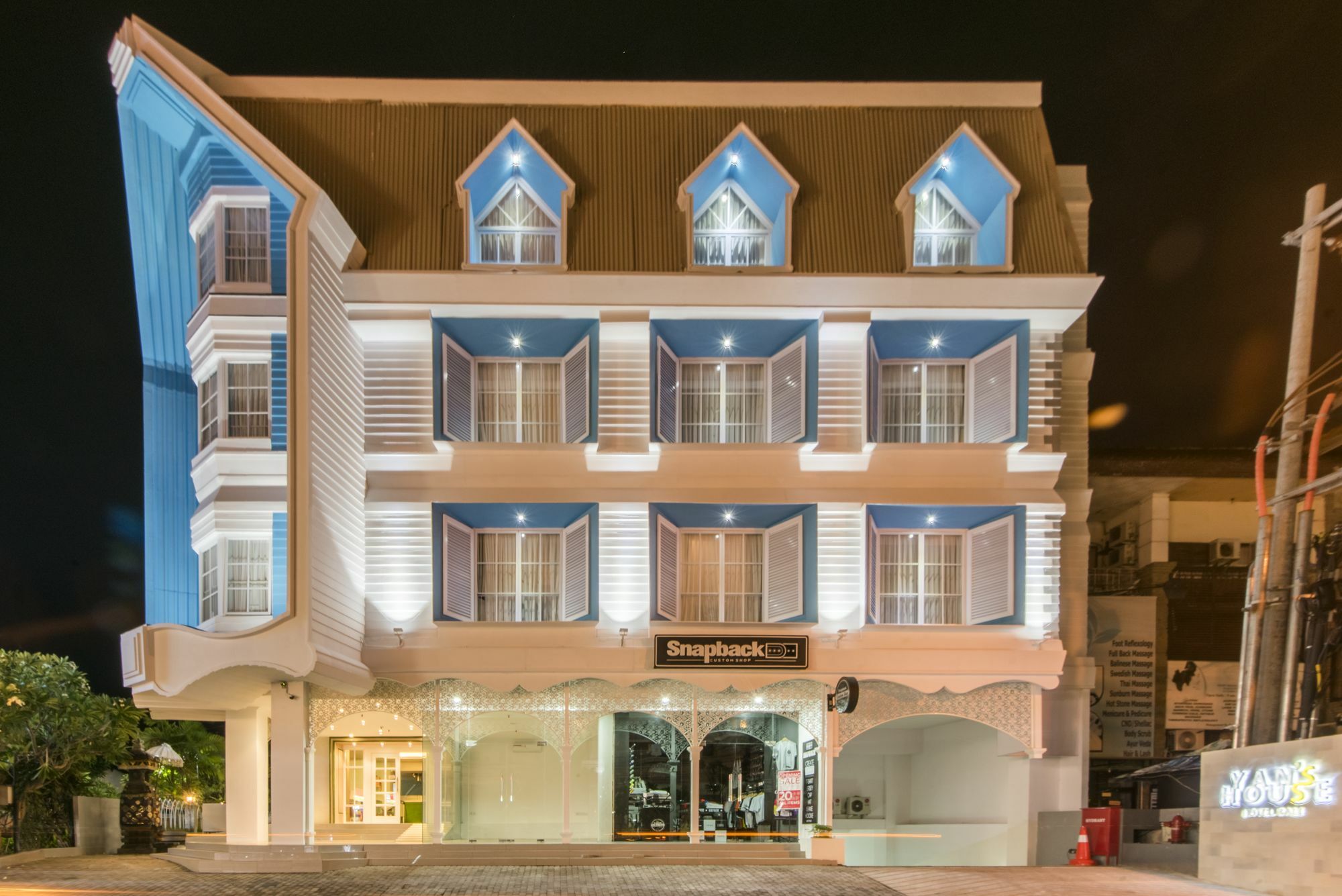 Yan'S House Hotel Кута Екстериор снимка