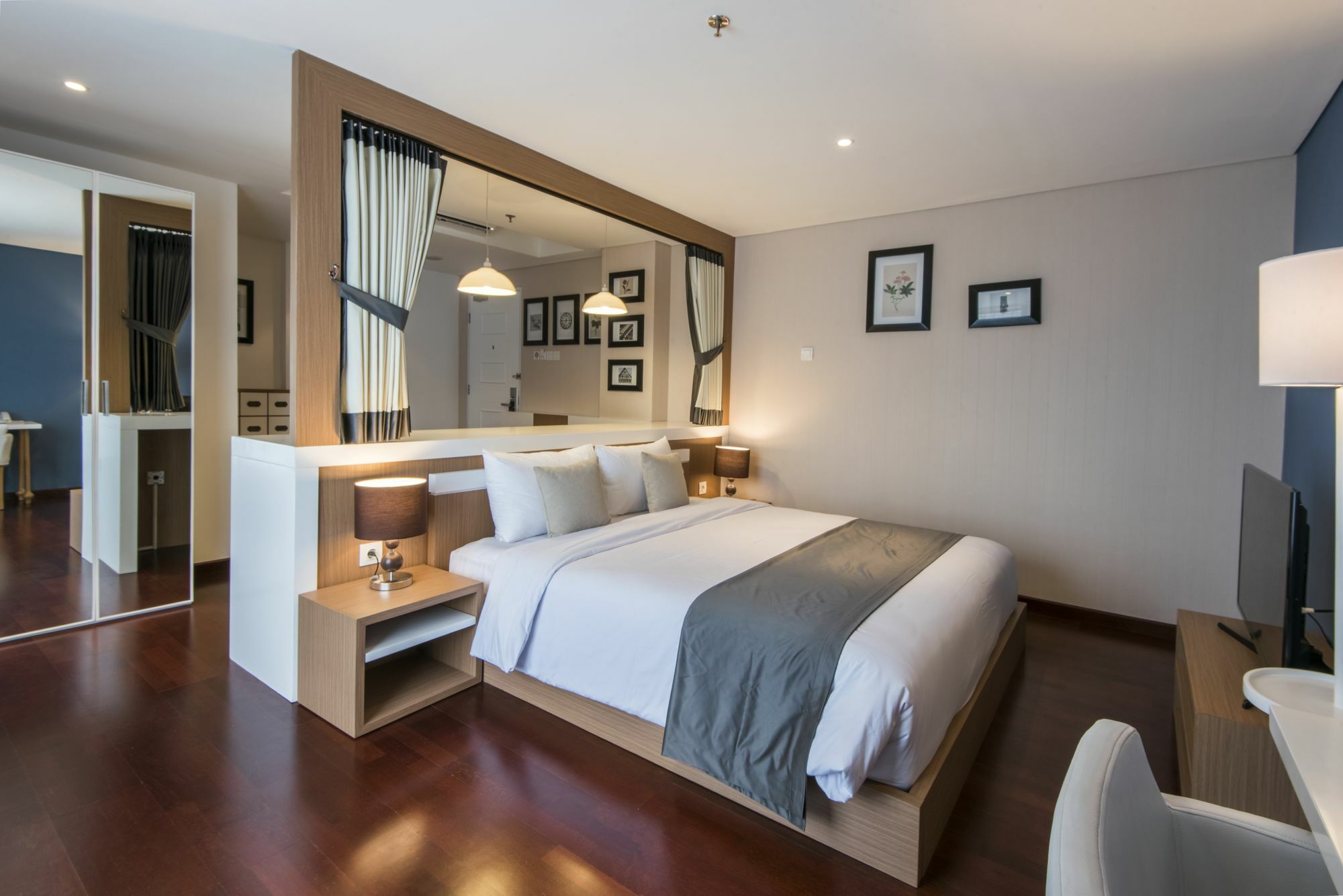 Yan'S House Hotel Кута Екстериор снимка
