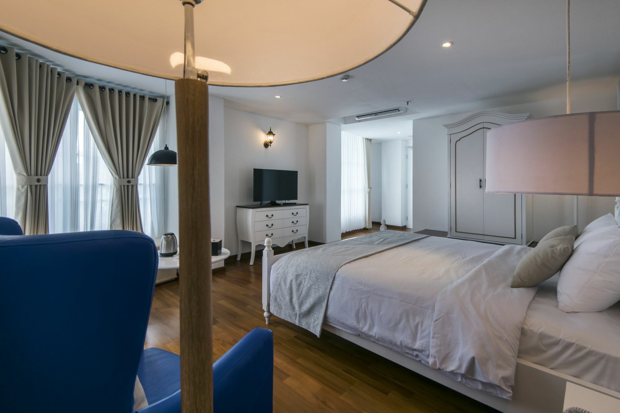 Yan'S House Hotel Кута Екстериор снимка