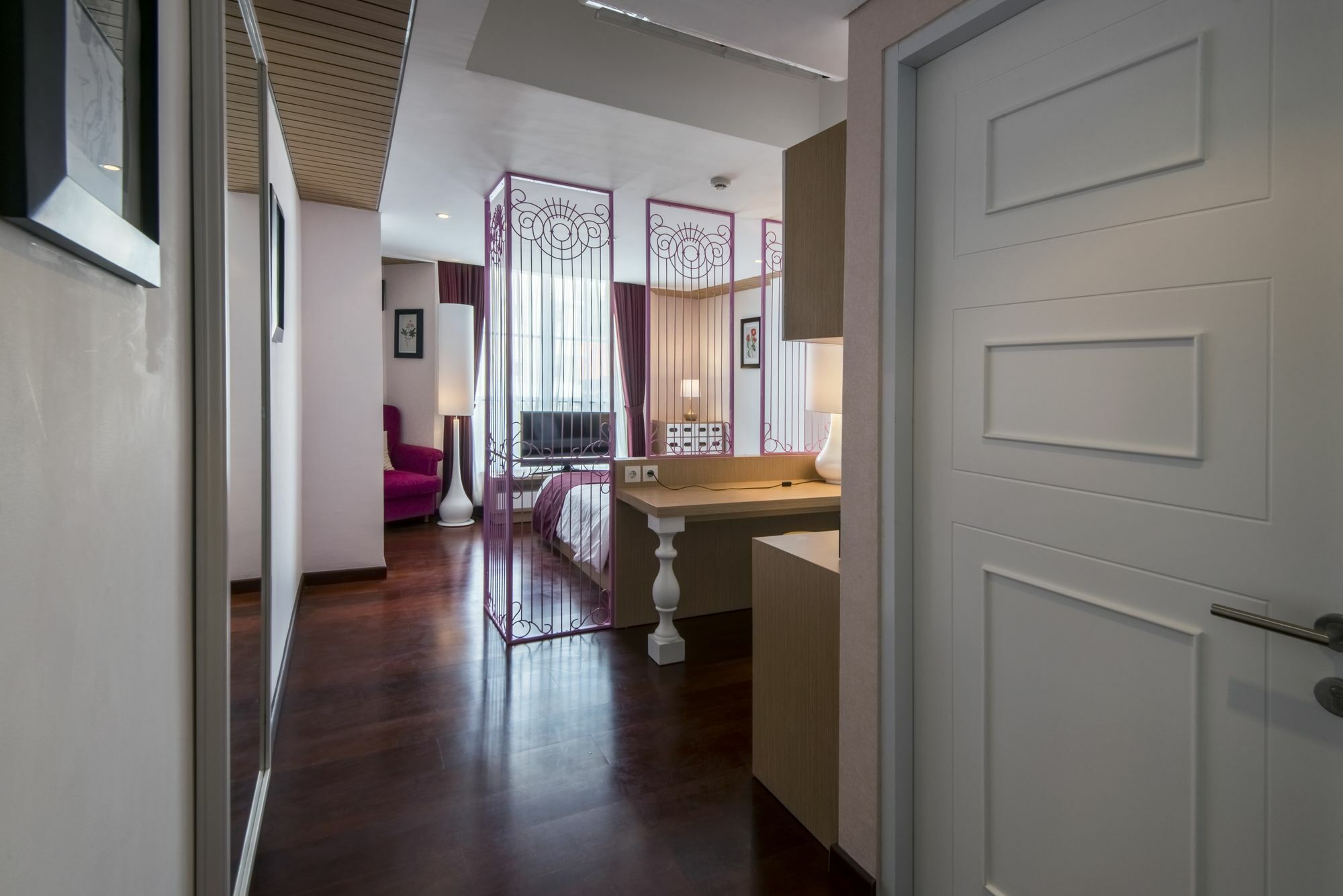 Yan'S House Hotel Кута Екстериор снимка