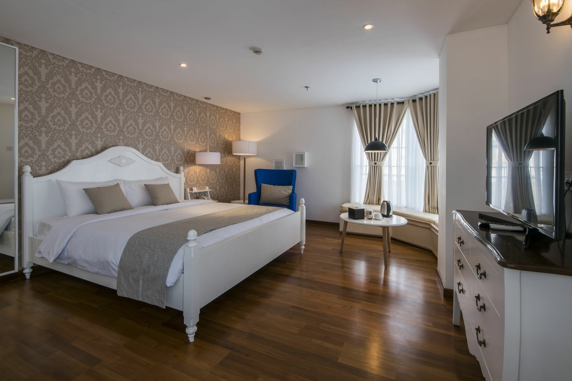 Yan'S House Hotel Кута Екстериор снимка